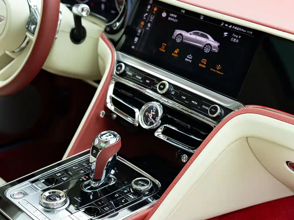 Bentley Flying Spur 2024 2022 4.0T V8 Standard