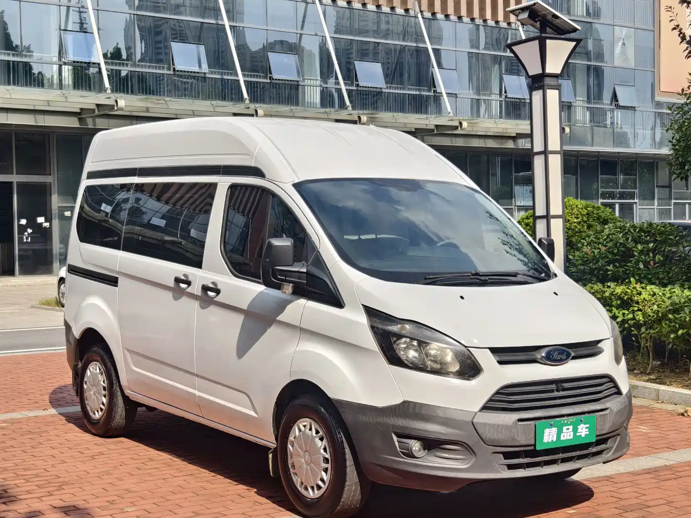 Ford Transit 2018 2017 Model 2.0T Diesel Multi-purpose Commercial Vehicle Short Wheelbase Medium Roof China IV