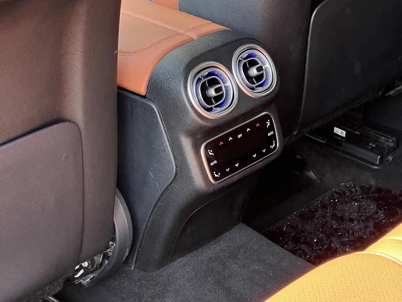 Mercedes-Benz GLC 2023 GLC 300 L 4MATIC Dynamic 7-Seater фото 9