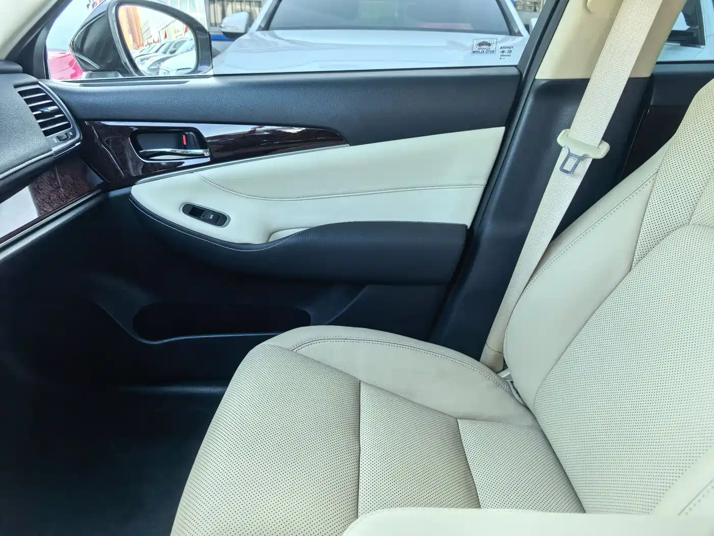 Toyota Crown 2018 2.0T Fashion Edition фото 14