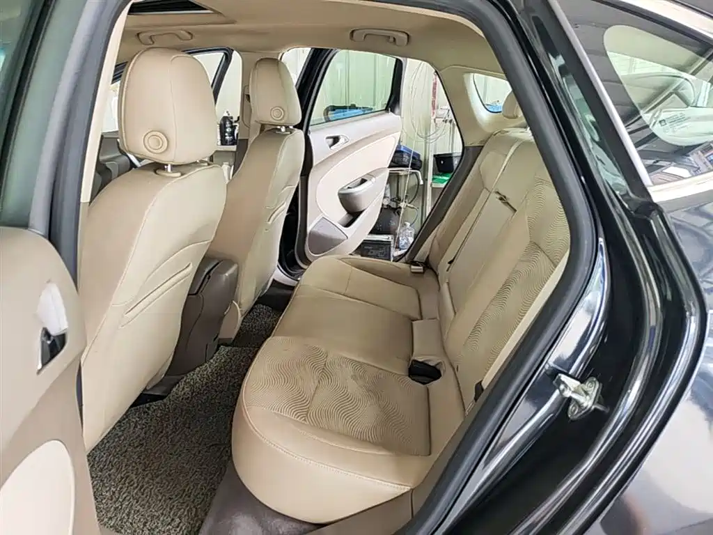 Buick Excelle 2013 GT 1.6L Automatic Fashion Edition фото 17