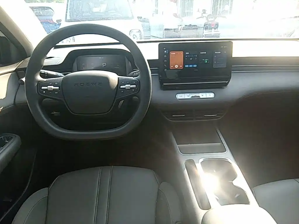 Roewe D6 2026 2025 Model 450km Premium Edition