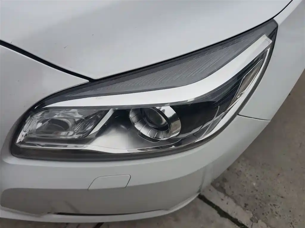 Chevrolet Malibu 2014 2.0L Automatic Luxury фото 24