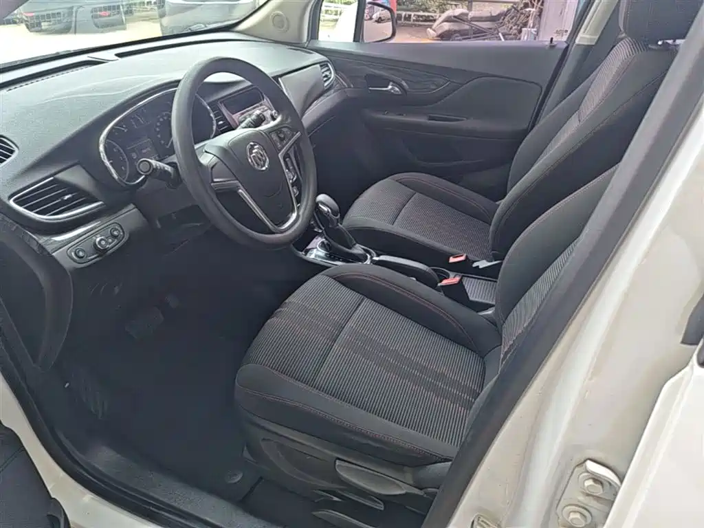 Buick Encore 2017 18T Automatic 2WD Urban Leading фото 15