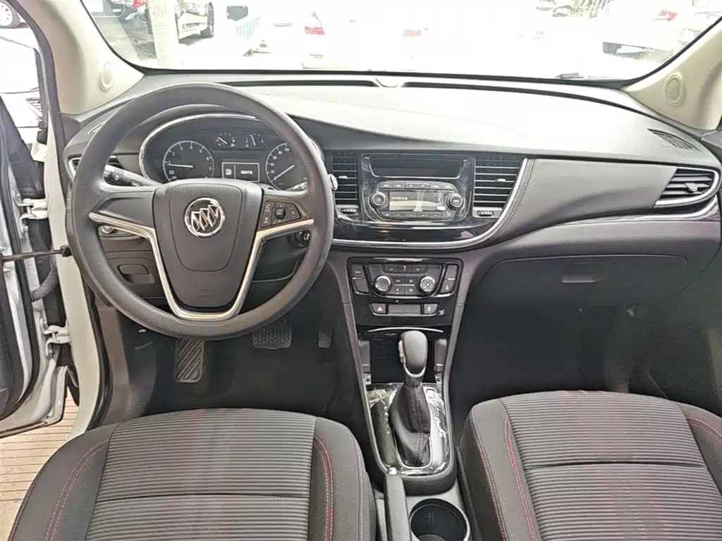 Buick Encore 2017 18T Automatic 2WD Urban Leading фото 10