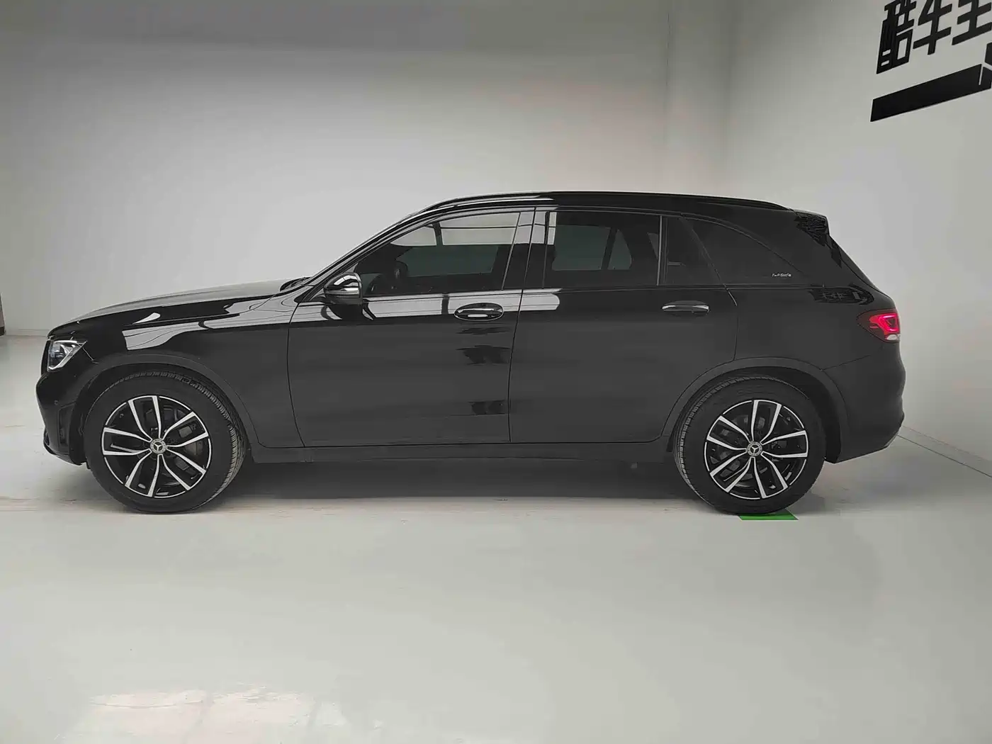 Mercedes-Benz GLC 2020 Facelift GLC 260 L 4MATIC Luxury фото 7