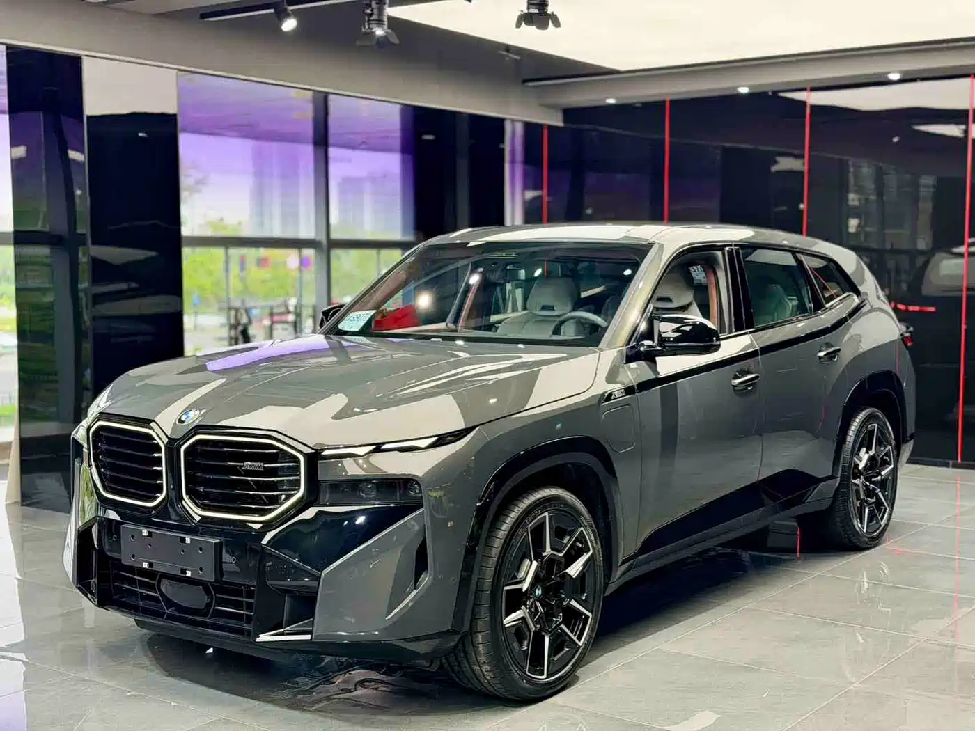 BMW XM 2023 50e