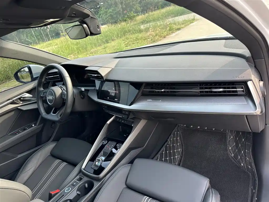 Audi A3 2024 Model Sportback 35 TFSI Fashion Sport фото 16
