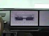 صورة 13 - Li Auto i6