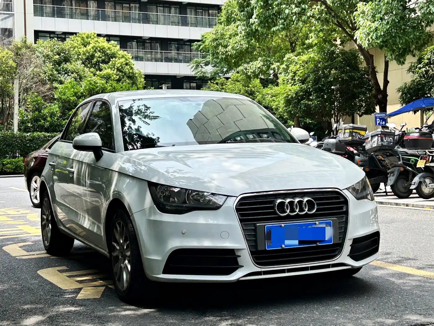 Audi A1 2014 30 TFSI Sportback Fashion фото 3