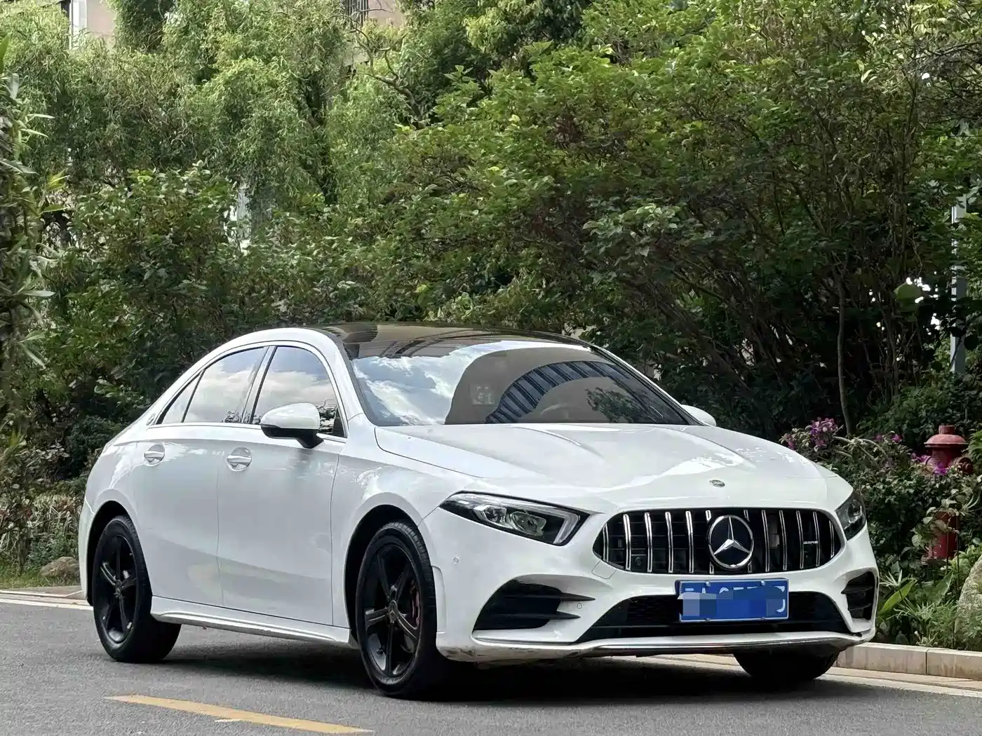 Mercedes-Benz A-Class 2023 A 200 L Fashion фото 2