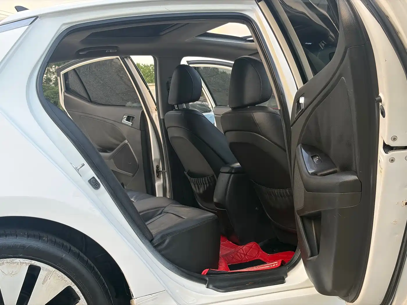 Kia K5 2012 2011 2.0L Automatic Premium