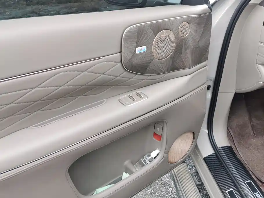 IM Motors IM LS9 2026 2025 Model Base