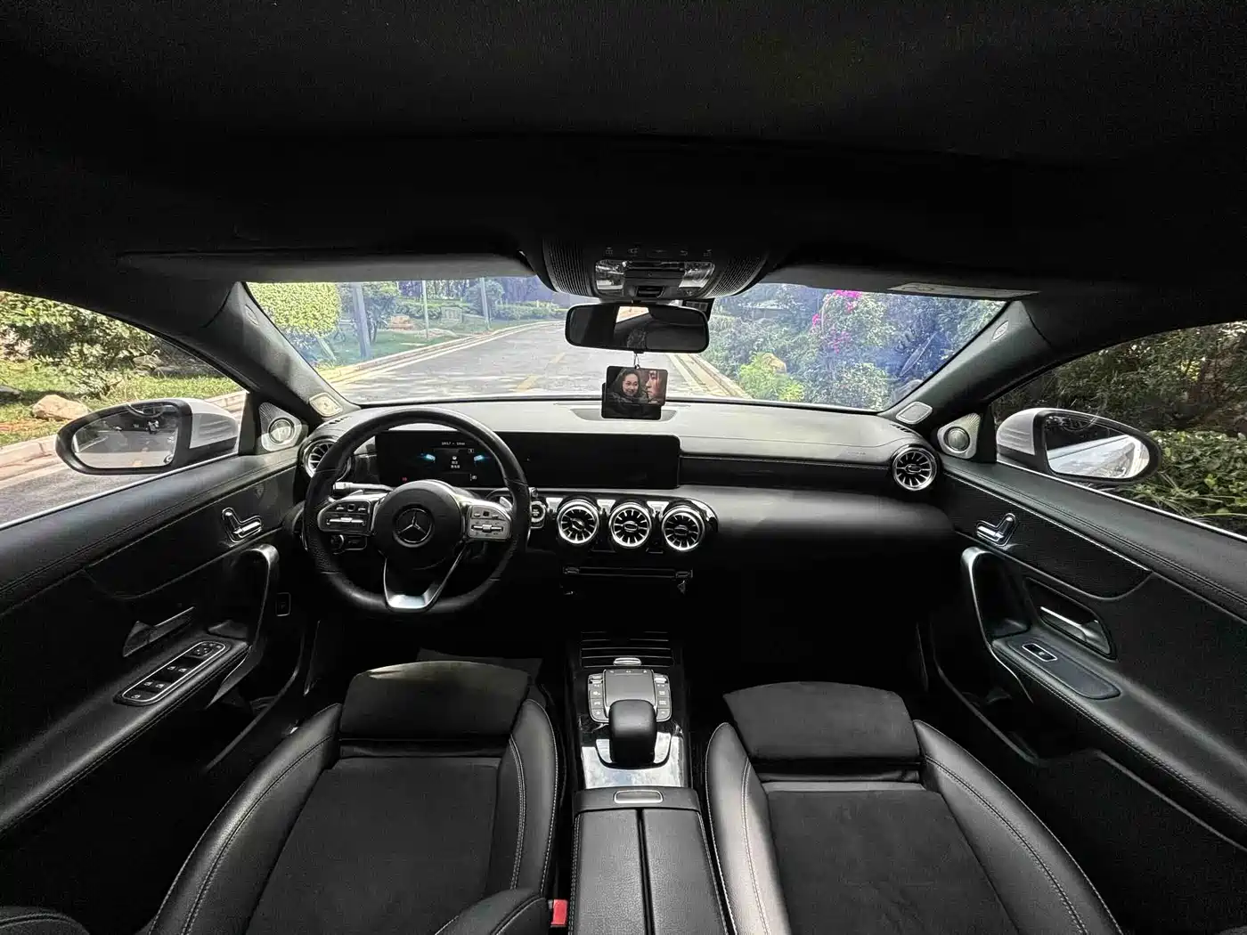 Mercedes-Benz A-Class 2023 A 200 L Fashion фото 6