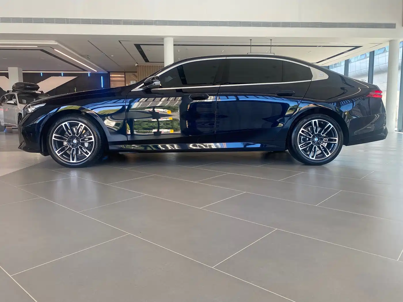 BMW 5 Series 2026 2026 Model Year Facelift 530Li Leading M Sport Package