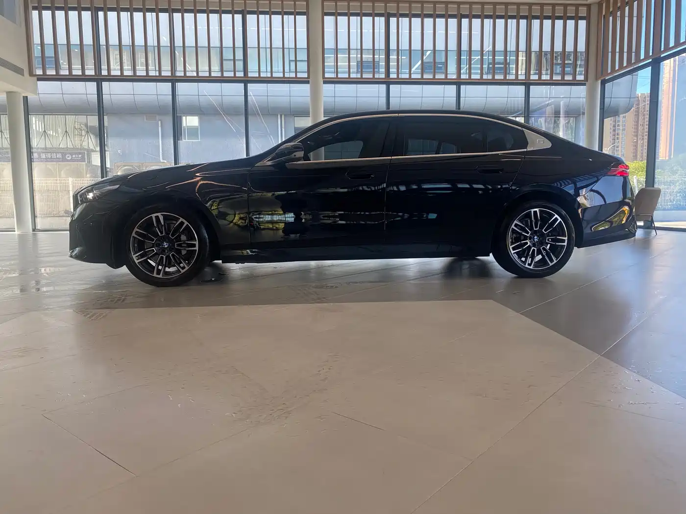 BMW 5 Series 2026 2026 Model Year Facelift 530Li Leading M Sport Package