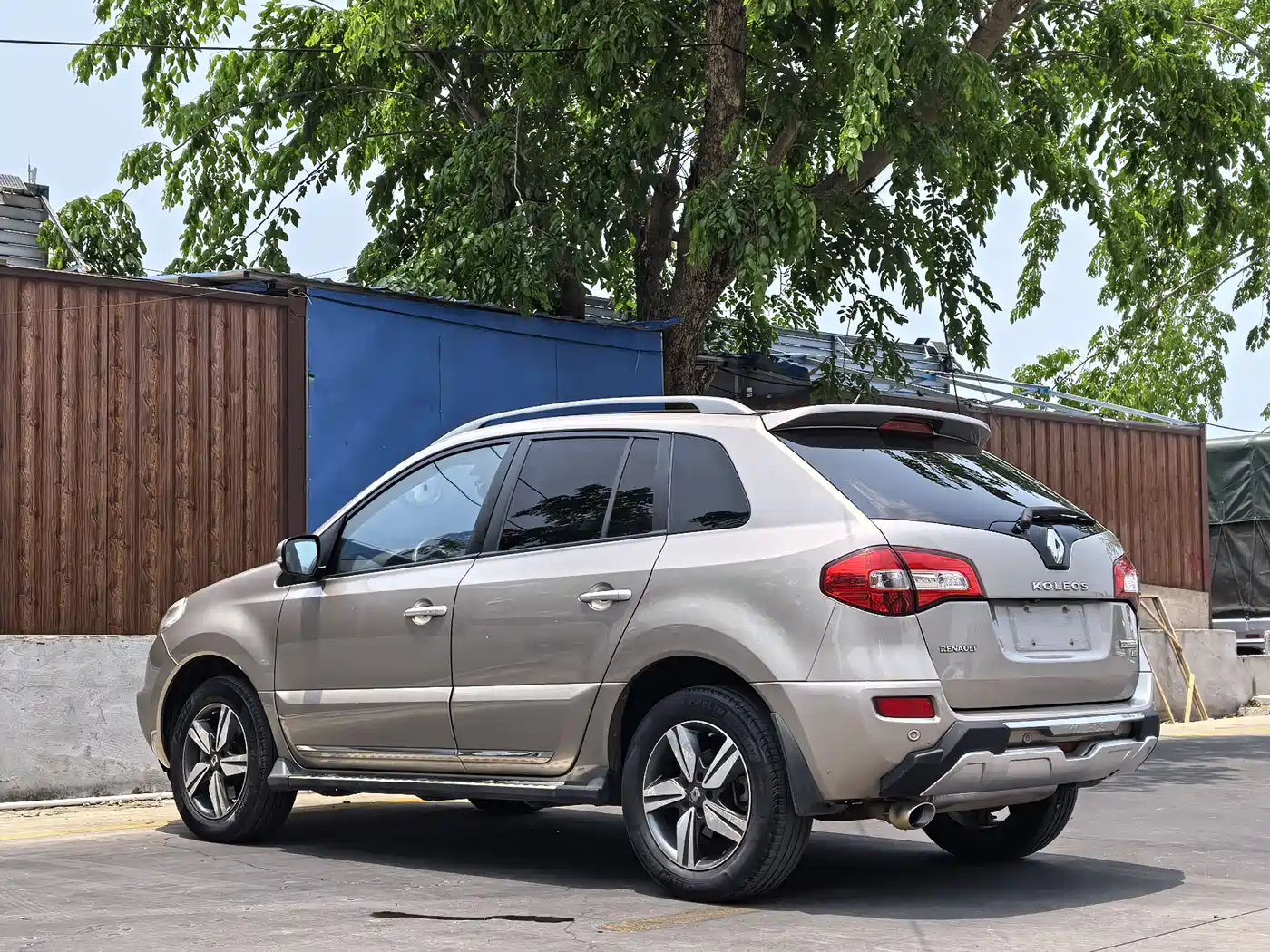 Renault Koleos (Import) 2014 2014 2.5L 4WD Comfort Edition