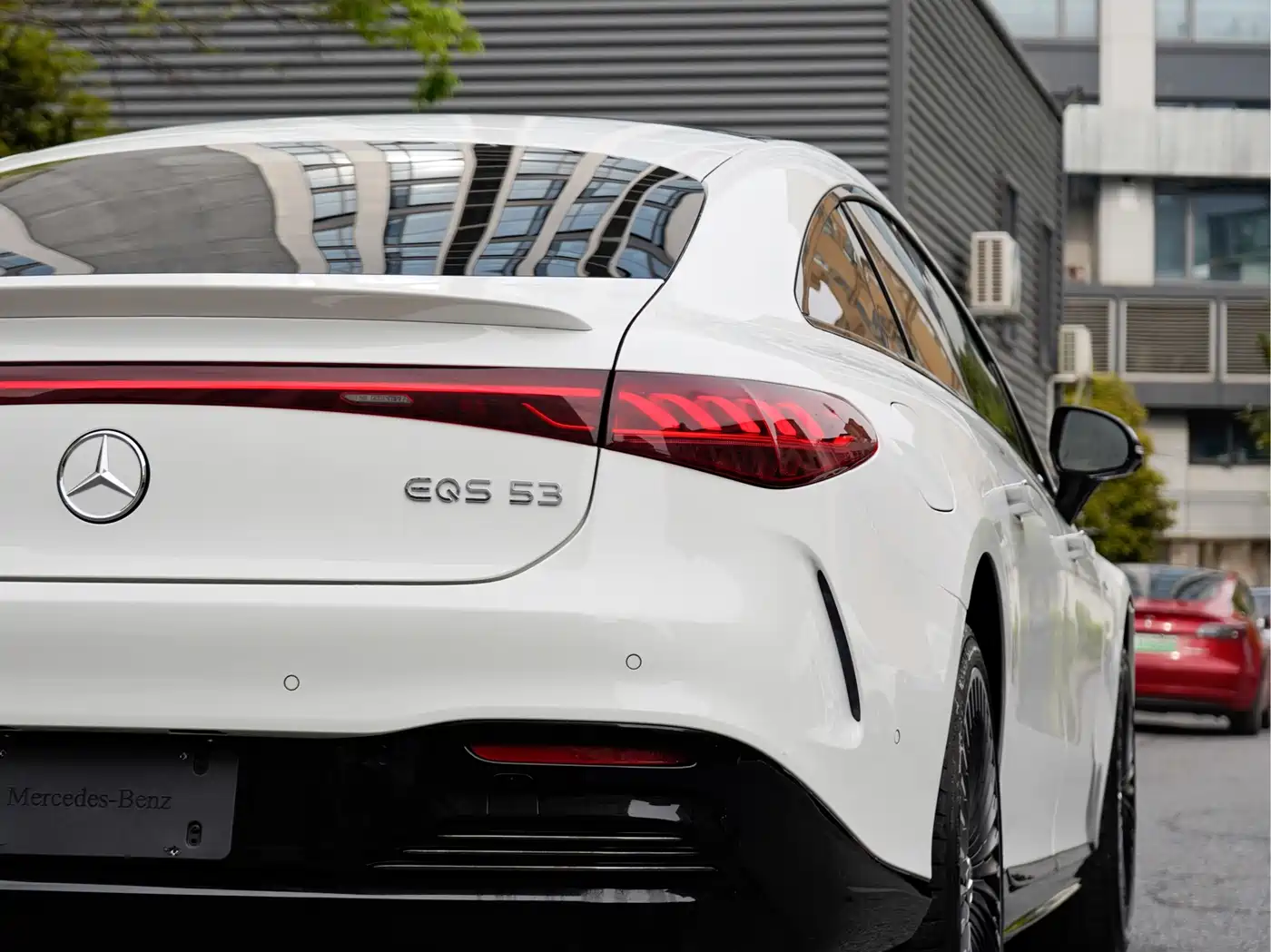 MERCEDES-BENZ EQS AMG