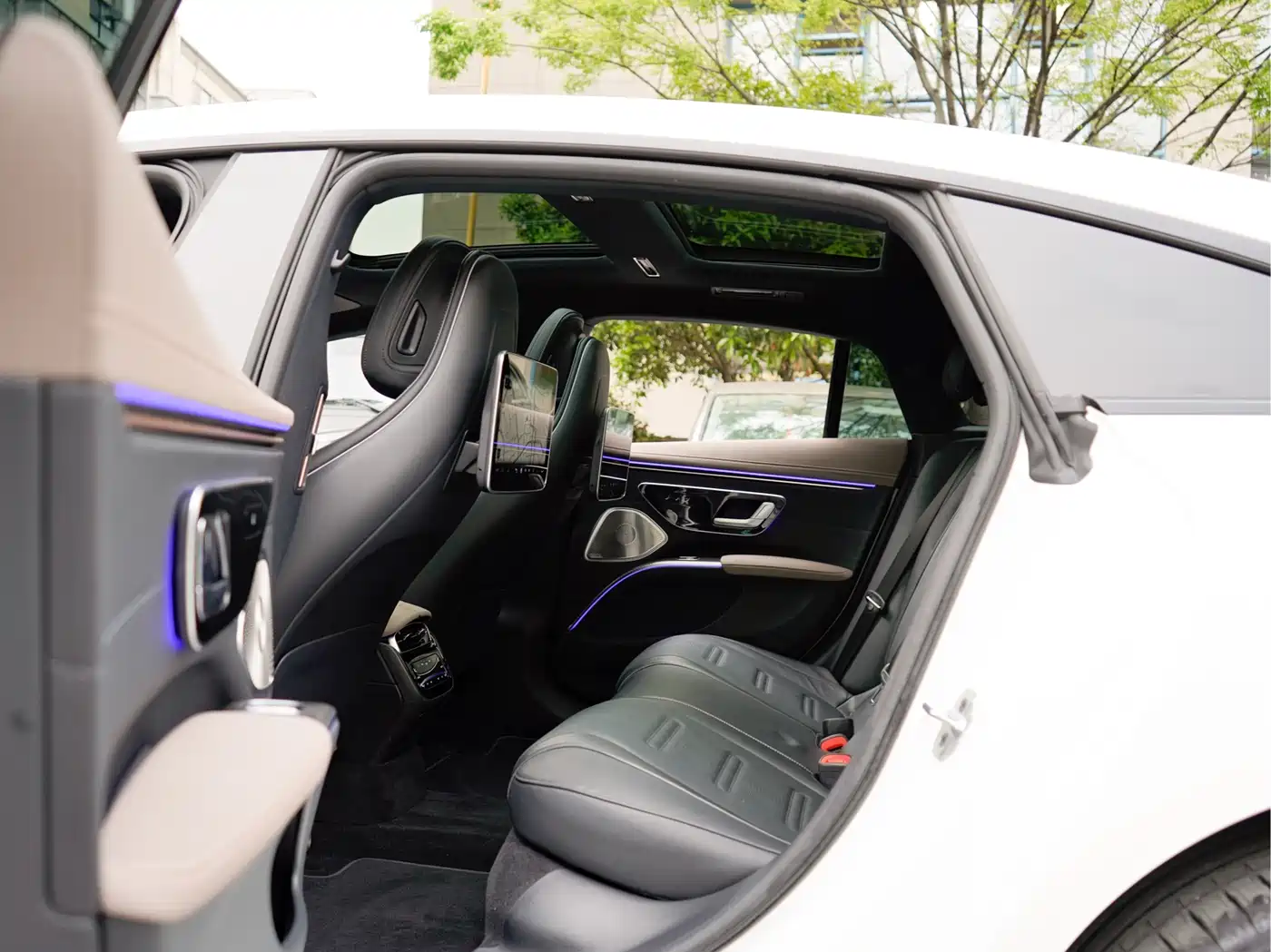 MERCEDES-BENZ EQS AMG