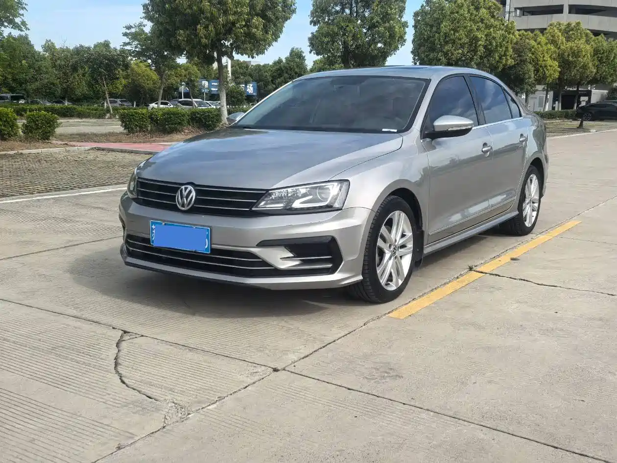 Volkswagen Sagitar 2018 280TSI DSG Spark Edition