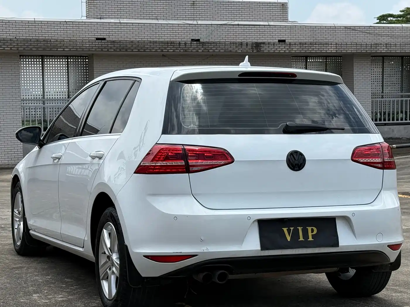 Volkswagen Golf 2016 230TSI Automatic Comfort фото 13