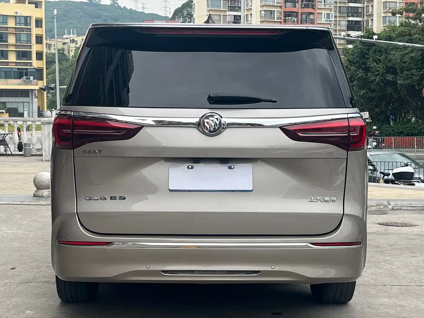 Buick GL8 2022 ES Landmark 653T Flagship фото 5