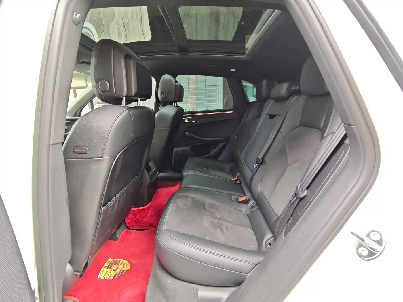 Porsche Macan 2016 Macan 2.0T фото 7