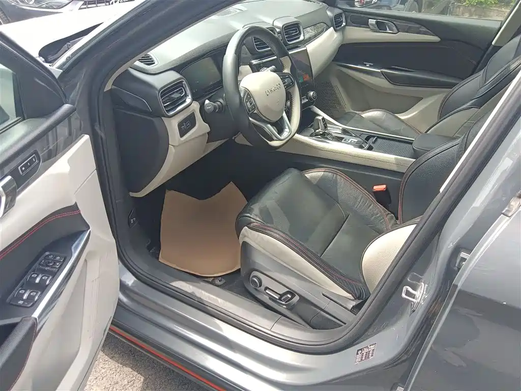 Lynk & Co 02 2018 Model 1.5T DCT 2WD Yao Pro Edition China V фото 16