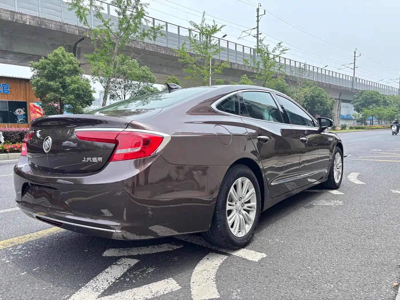 BUICK LACROSSE