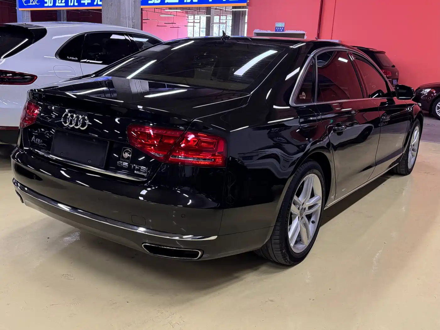 Audi A8 2013 A8L 45 TFSI quattro Exclusive фото 42