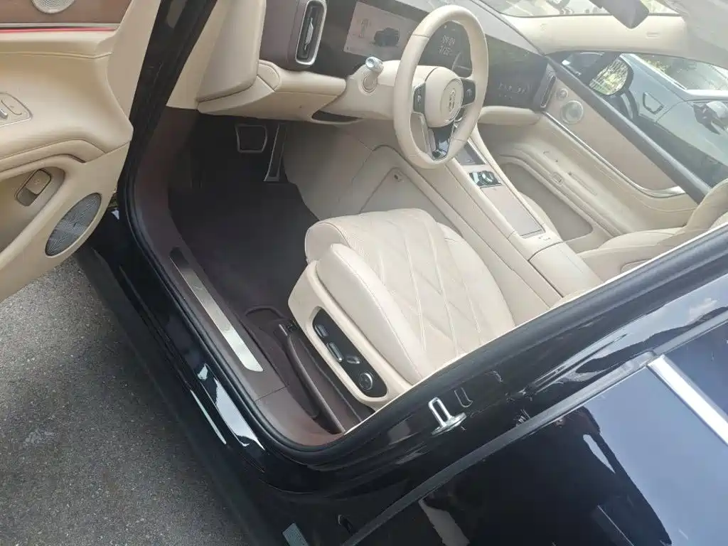 Aito M9 2026 2025 Extended Range Ultra 52kWh 6-Seater