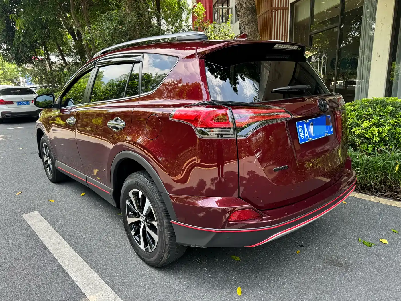 Toyota RAV4 Rongfang 2016 2.0L CVT 2WD Smart (China V) фото 4