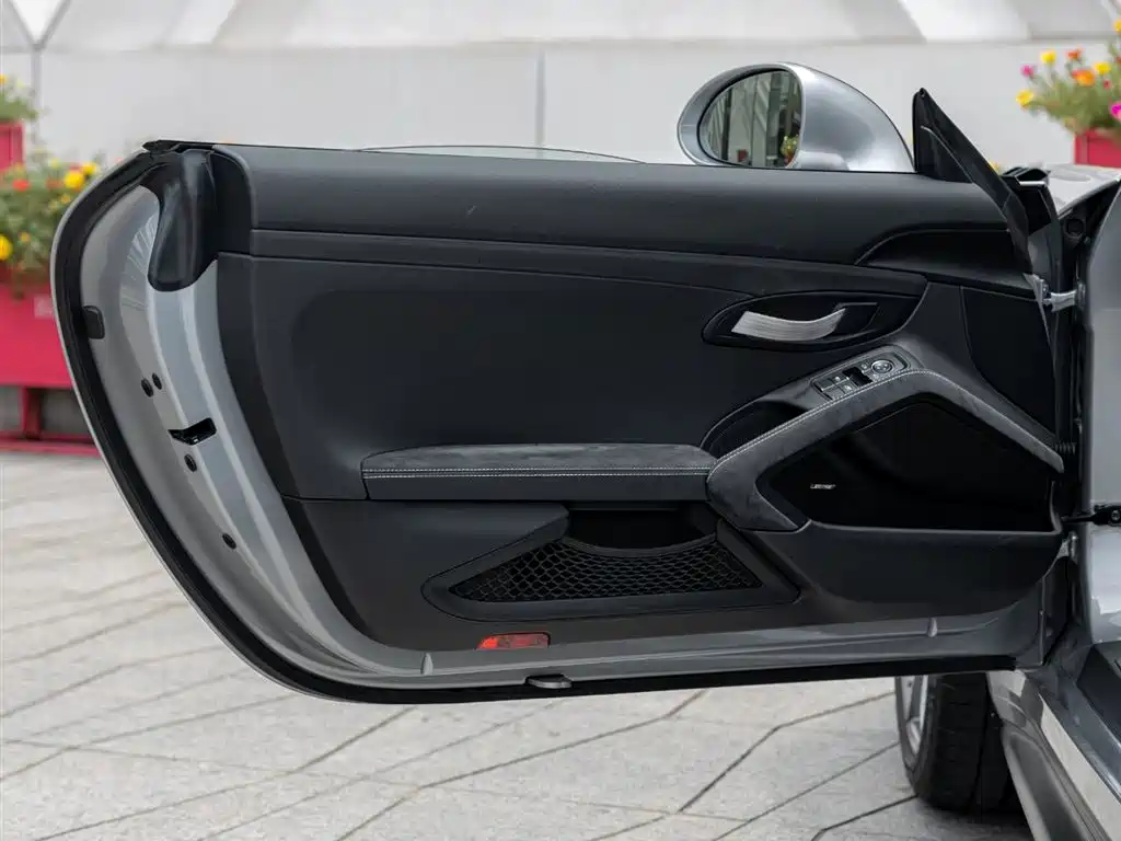 Porsche 911 2018 GT3 RS 4.0L фото 18