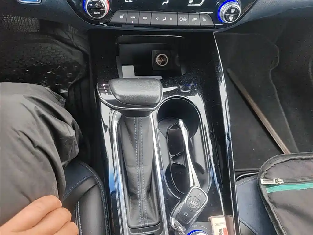 Buick Velite 6 2019 Connected Smart Edition фото 14