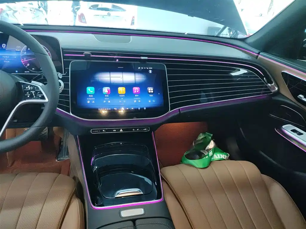 Mercedes-Benz E-Class 2025 E 260 L фото 9