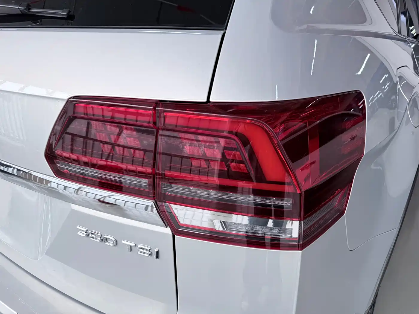 Volkswagen Teramont 2020 380TSI 4WD Luxury Edition China VI фото 19
