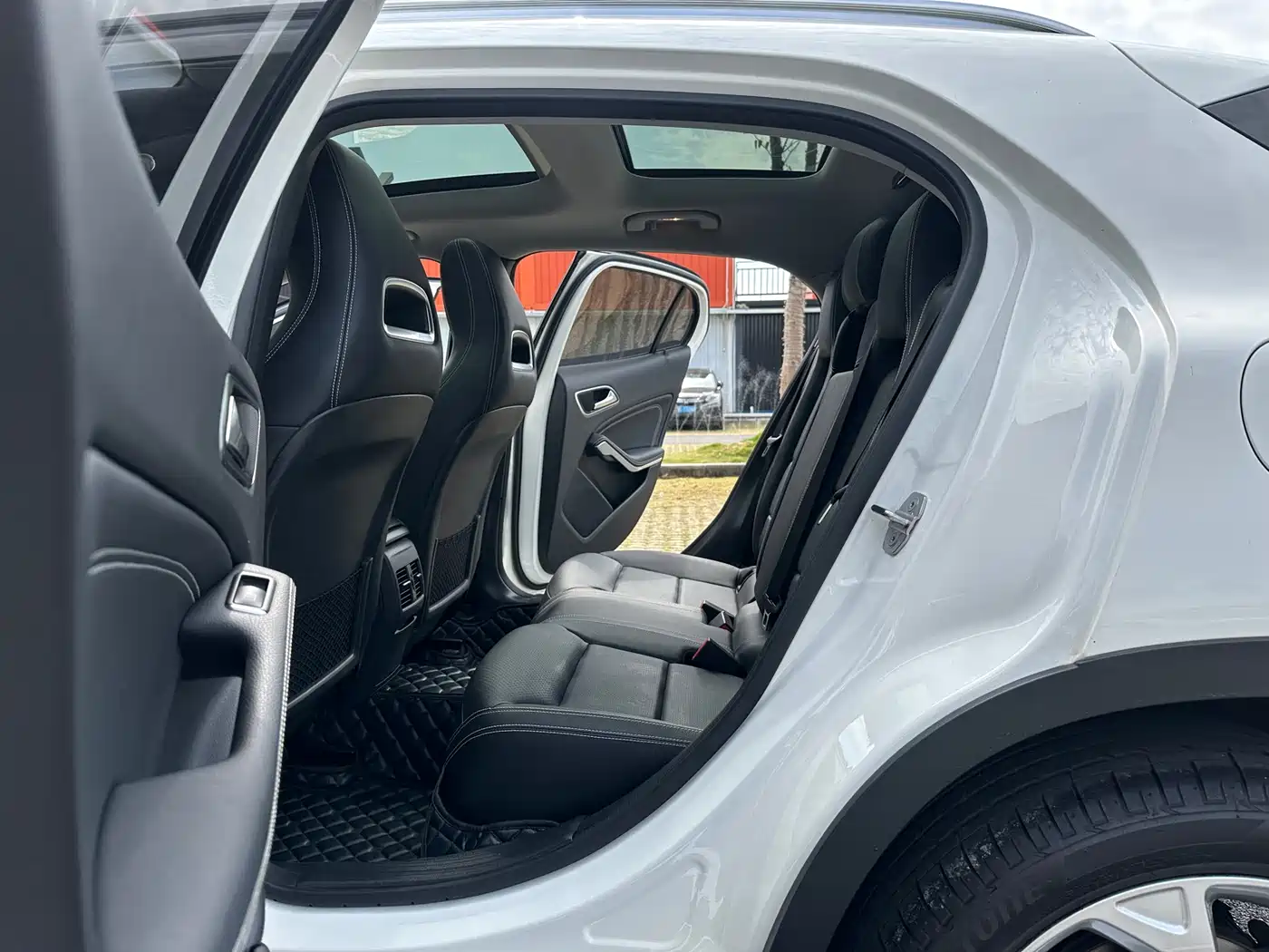 Mercedes-Benz GLA 2019 GLA 200 Dynamic фото 10