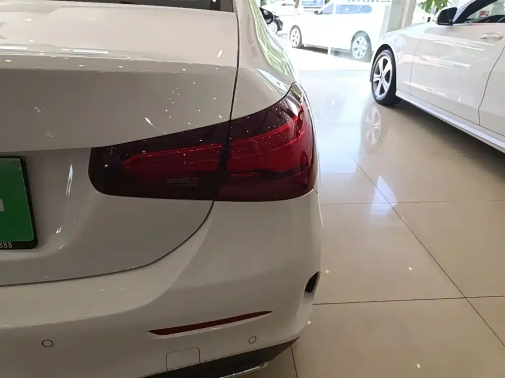 Mercedes-Benz A-Class 2023 A 200 L Fashion фото 8