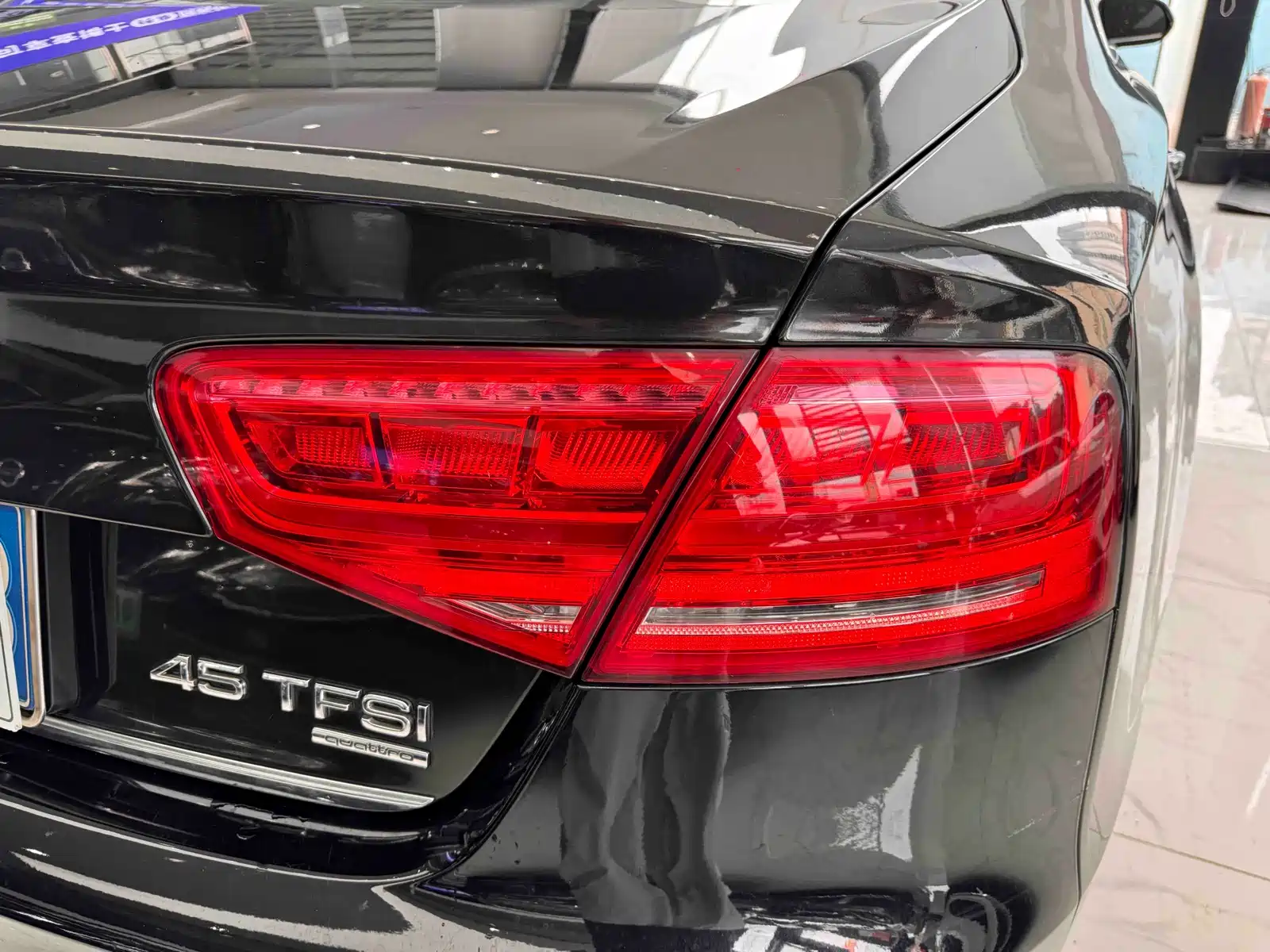 Фото 28 - Audi A8