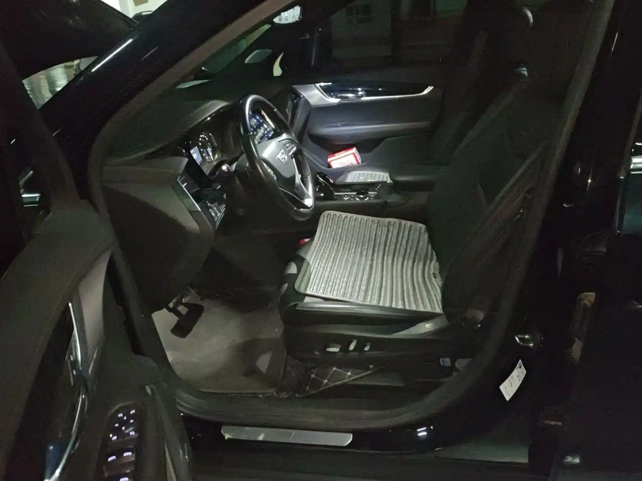 Cadillac XT6 2020 28T 6-Seater 4WD Luxury Ultimate Audio Edition фото 5