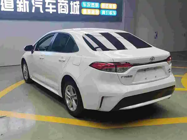 Toyota Levin 2021 185T CVT Luxury Edition фото 8