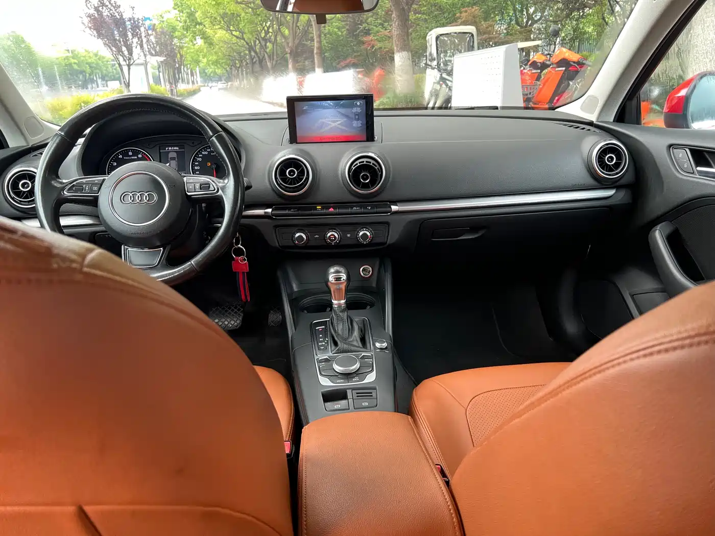 Audi A3 2016 Sportback 35 TFSI Leadership фото 13