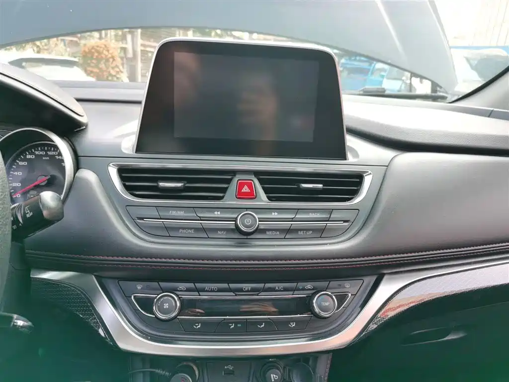 JAC Motors Refine S3 2017 2017 1.6L CVT Luxury Smart