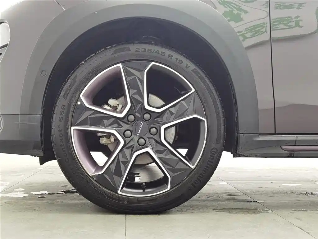 Lynk & Co 02 2021 2.0TD Automatic 2WD Shine Champion Edition фото 17