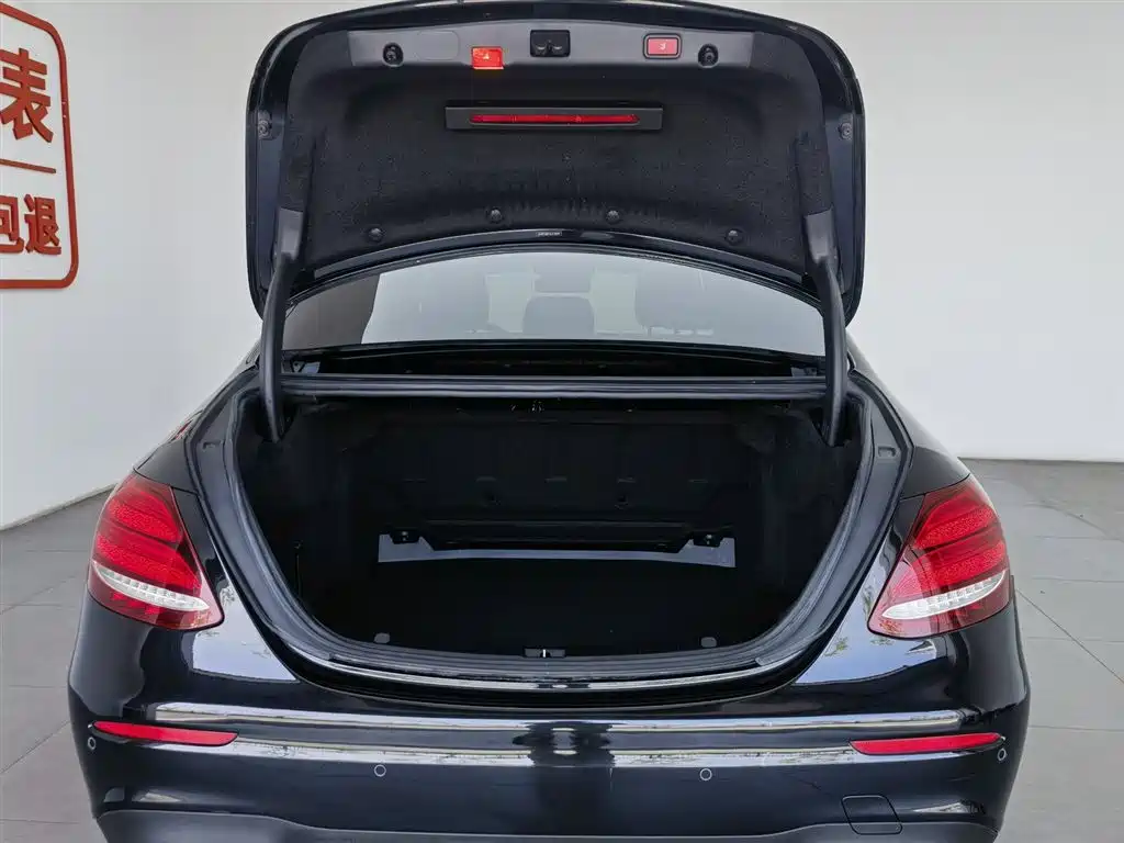 Mercedes-Benz E-Class 2017 E 300 Sport фото 16