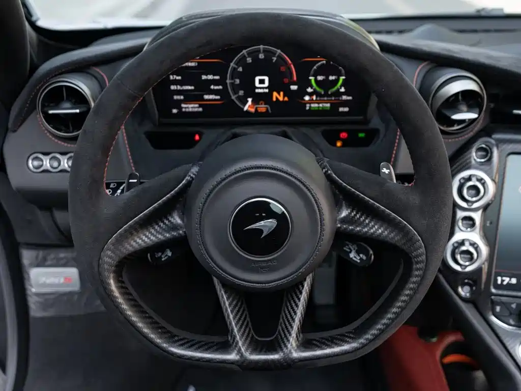 McLaren 720S 2019 4.0T Coupe фото 11