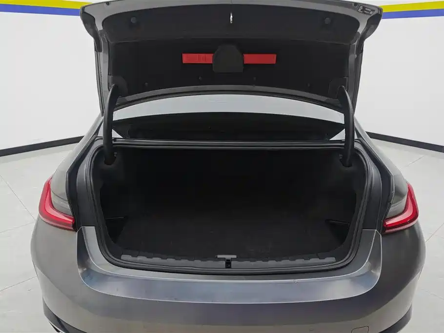 BMW i3 2022 eDrive 35 L фото 4