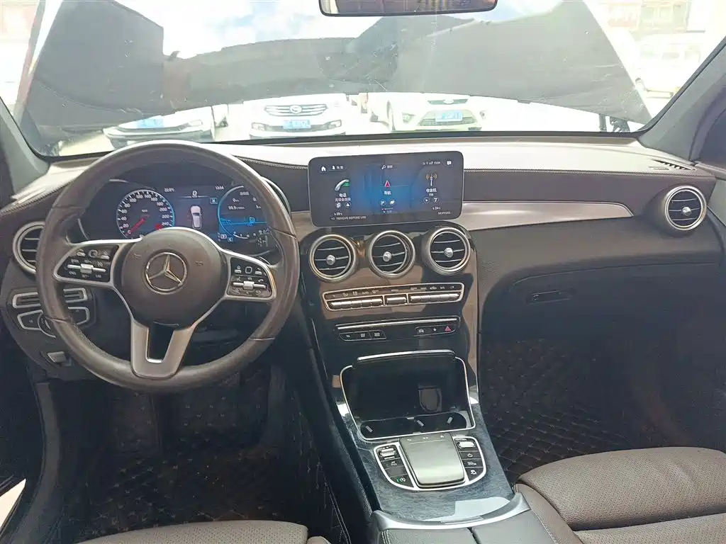 Mercedes-Benz GLC 2022 Facelift III GLC 260 L 4MATIC Dynamic фото 10