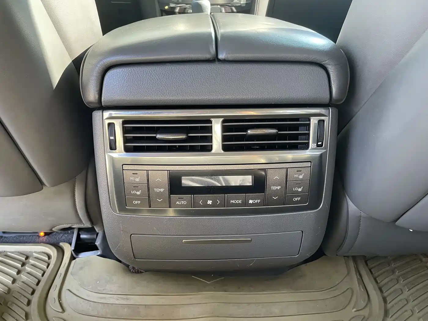 Lexus LX 2010 2009 570