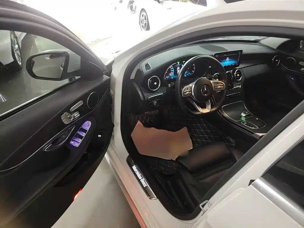 Mercedes-Benz C-Class 2020 Facelift C 260 L Sport фото 16
